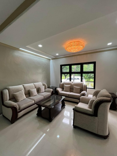 6-bedroom House For Sale, Heritage Place, Brgy. Cutcut, Angeles City, Pampanga