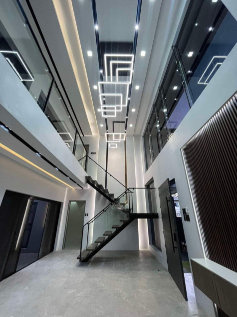 5-bedroom House For Sale, Clark Manor Subd, Brgy. Duquit, Mabalacat, Pampanga