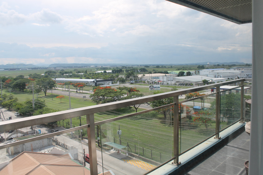 2 Bedroom/2baths Fully Furnished Condo In Clarks, Angeles City For Sale