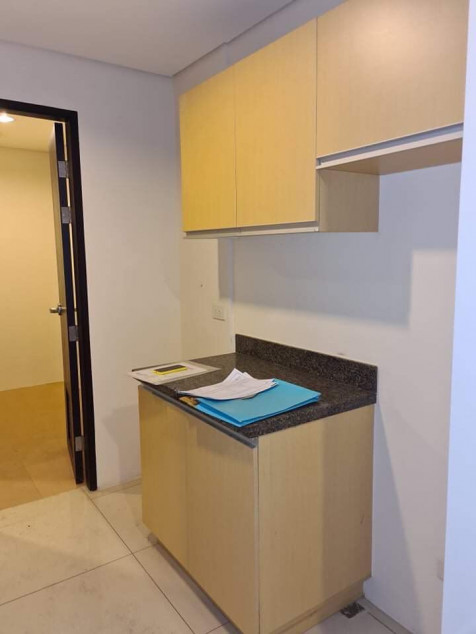 For Sale: 2-Bedroom Condo Unit in Park West, 7th Ave. Corner 36th St., BGC, Taguig
