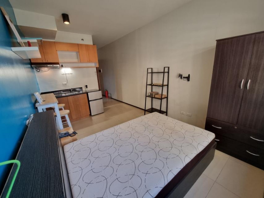 For Sale: Studio Unit At Circulo Verde, Quezon City