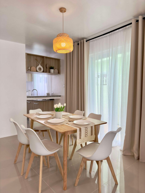 Brand New House For Rent: Bloomfield Unit Located In Timog Residences