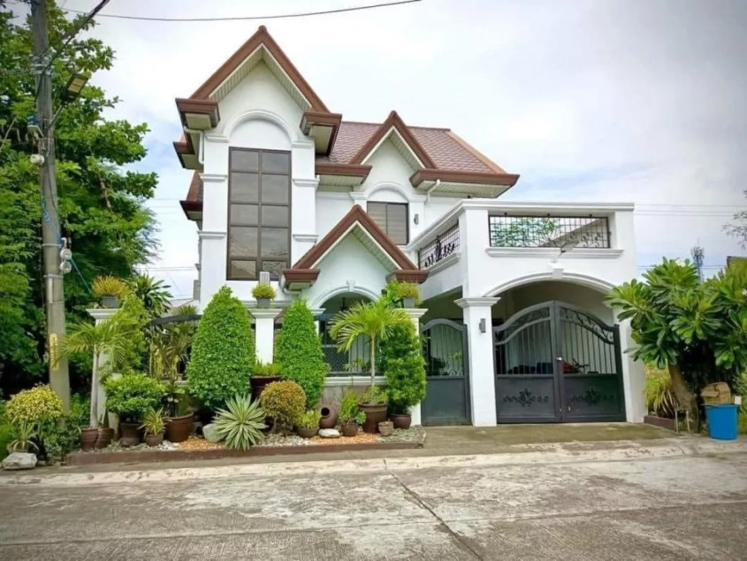 Two Storey House And Lot For Sale Richtown 2 Inside Subdivision