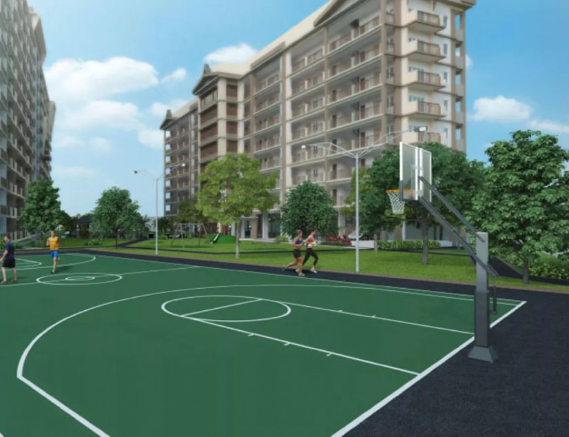 For Sale: Calathea Place 2BR end unit w parking near BF Homes AIRPORT, Parañaque