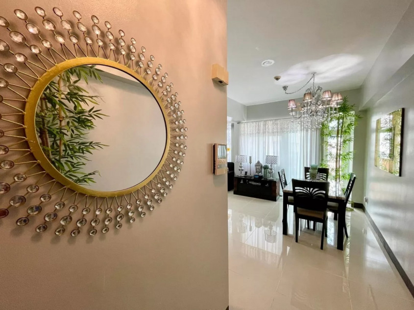 2 Bedroom Corner Unit In Parkside Villas, Newport City, Pasay City