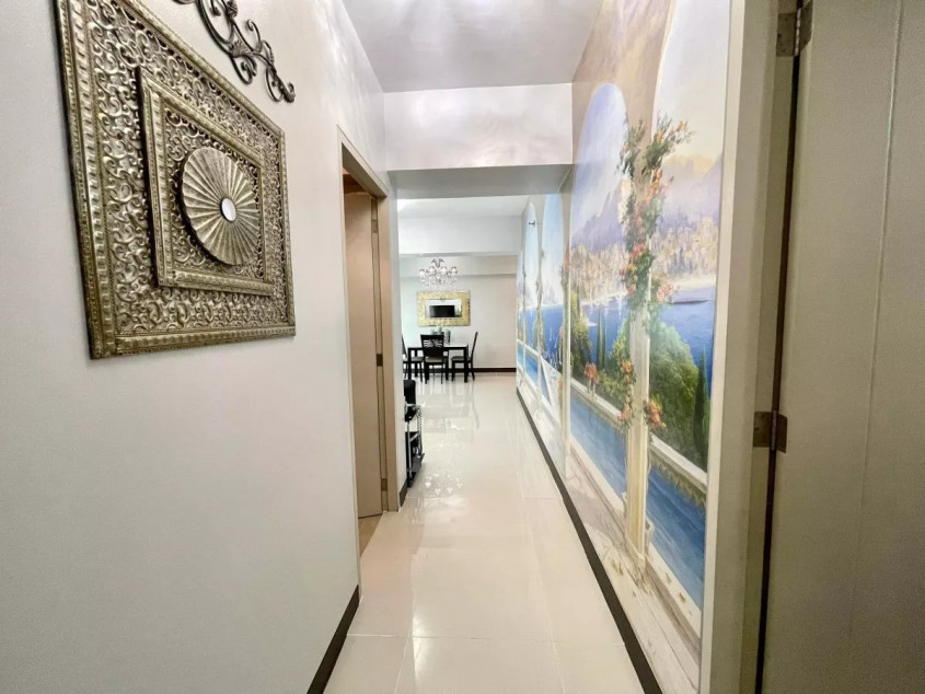 2 Bedroom Corner Unit In Parkside Villas, Newport City, Pasay City