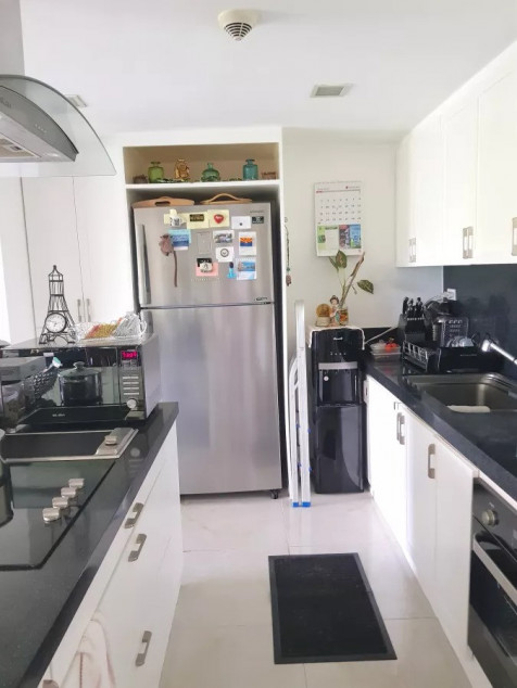 2 Bedroom Unit Facing Golf Course In Parkside Villas, Newport City, Pasay City