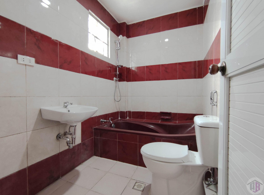 Pre-Owned 4BR House & Lot For Sale In San Jose Del Monte, Bulacan