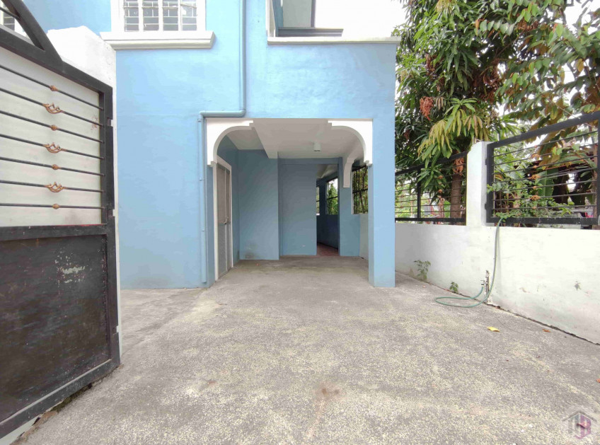 Pre-Owned 4BR House & Lot For Sale In San Jose Del Monte, Bulacan