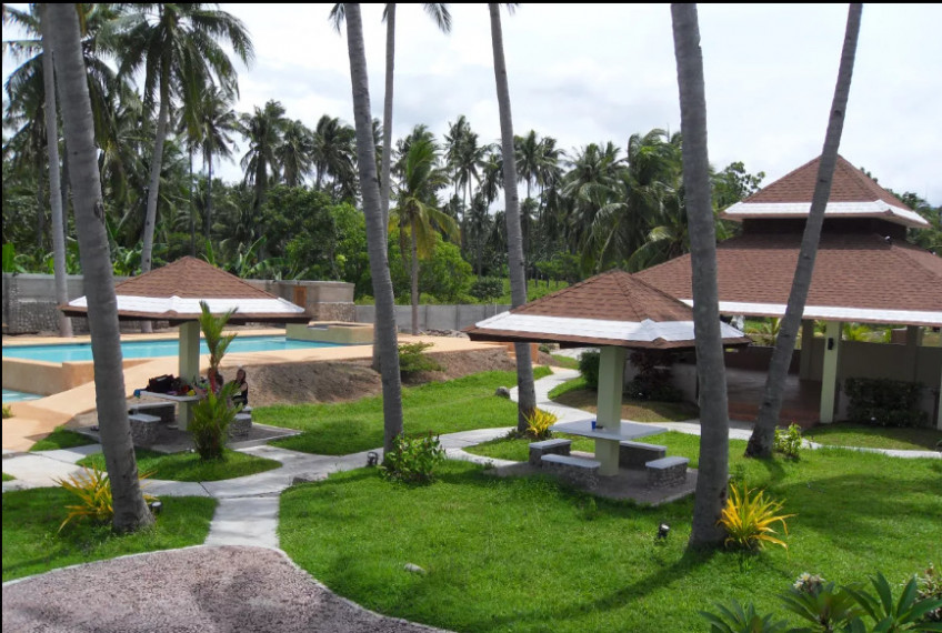 Prime Corner Lot In Gated Apo Vista Beach Park For Sale In Zamboanguita