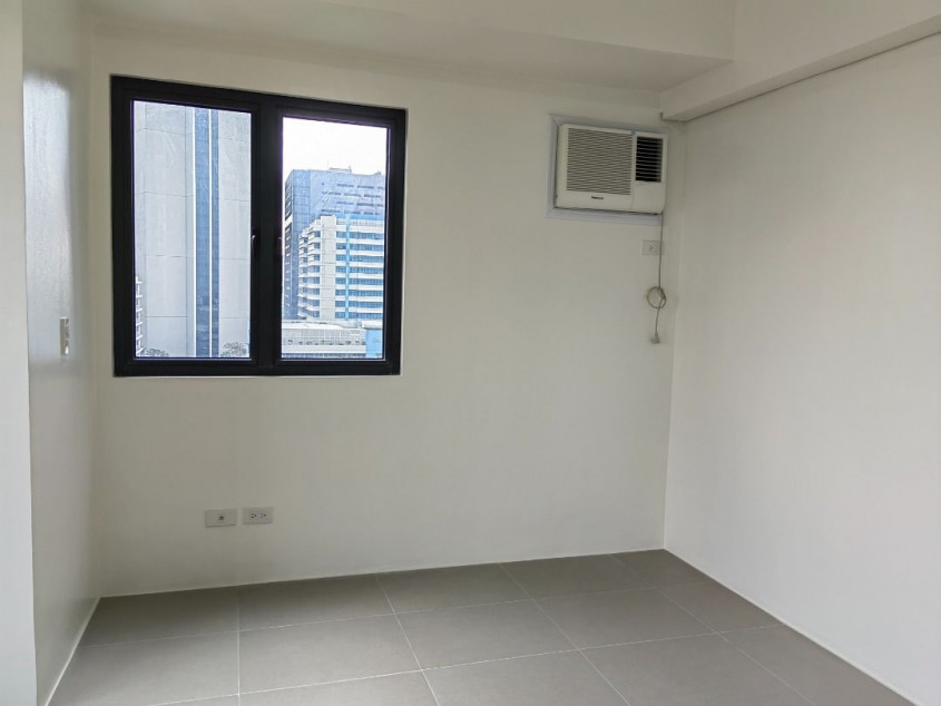 1-Bedroom Unit for Sale in Southkey Place in Alabang