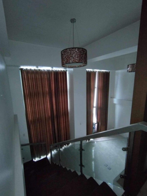 Loft Type Unit In Eastwood Le Grande, Quezon City