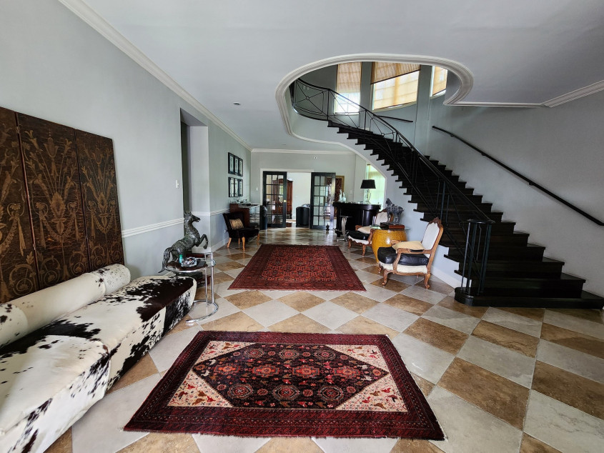 5 Bedroom Mansion House Near Clark For Sale, Angeles City, Pampanga