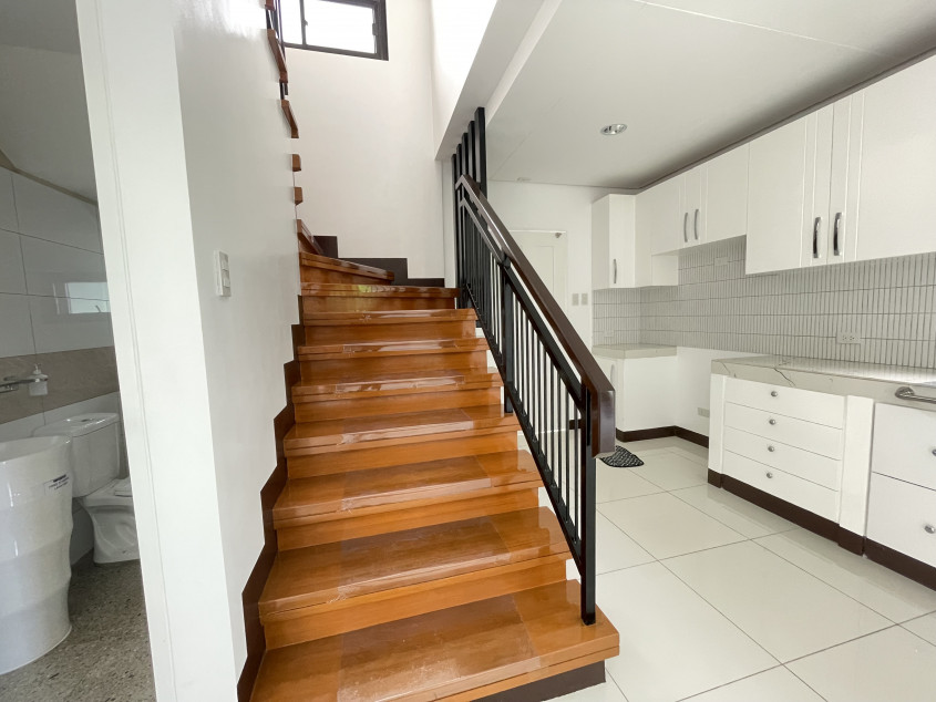 4 bedroom Ready for Occupancy House for Sale at The Grand Parkplace Imus Cavite