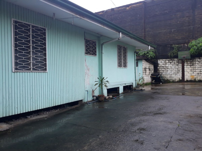 For Sale: 688 sqm Residential Lot With Existing Structure – Great Investment Opportunity
