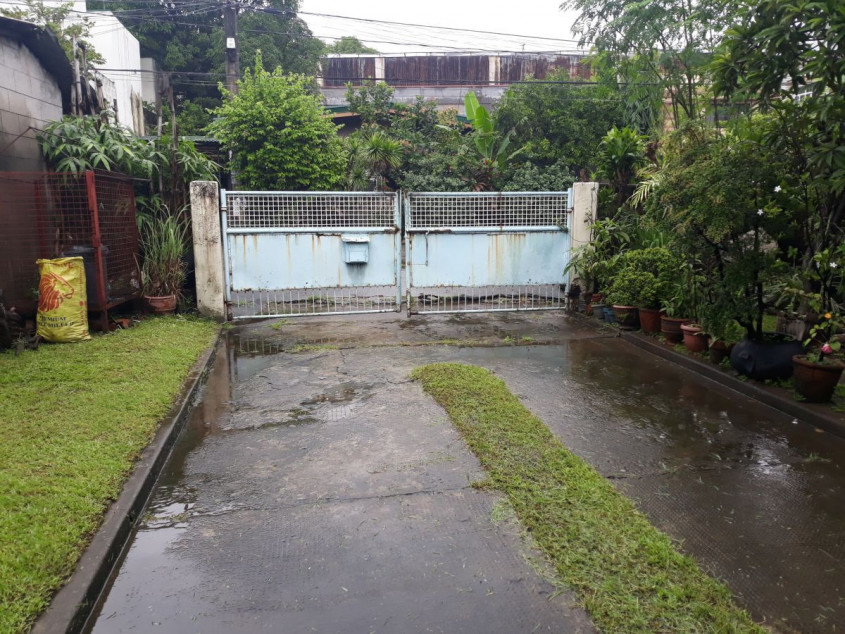 For Sale: 688 sqm Residential Lot With Existing Structure – Great Investment Opportunity