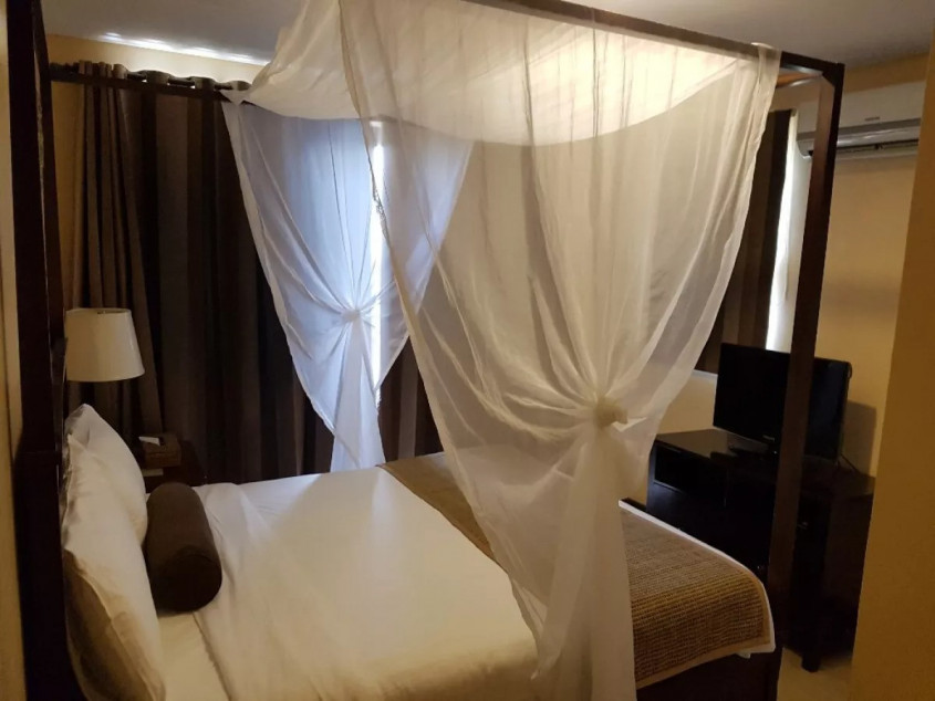 Fully Furnished 2 Bedroom Condominium Unit in Crosswinds Tagaytay for Sale