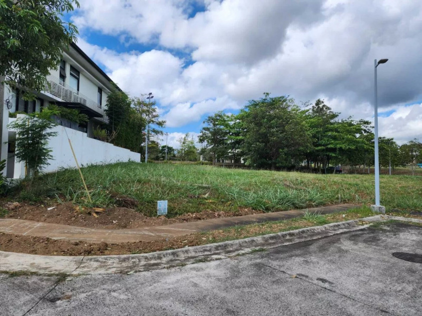 298 sqm Venare Nuvali Vacant Lot for Sale