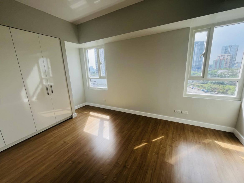 3 Bedroom Condo Unit For Rent In The Arton By Rockwell