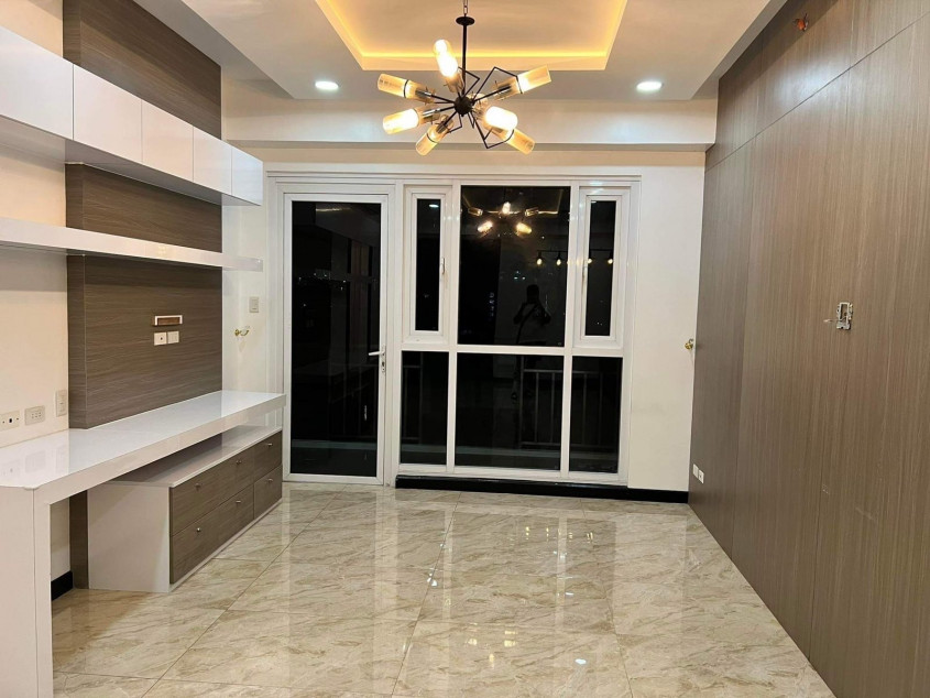Upgraded San Juan Condo — Below Market Value