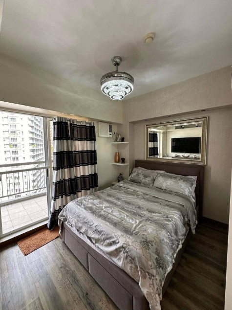 2 Bedroom Corner Unit In Sheridan South Tower, Mandaluyong