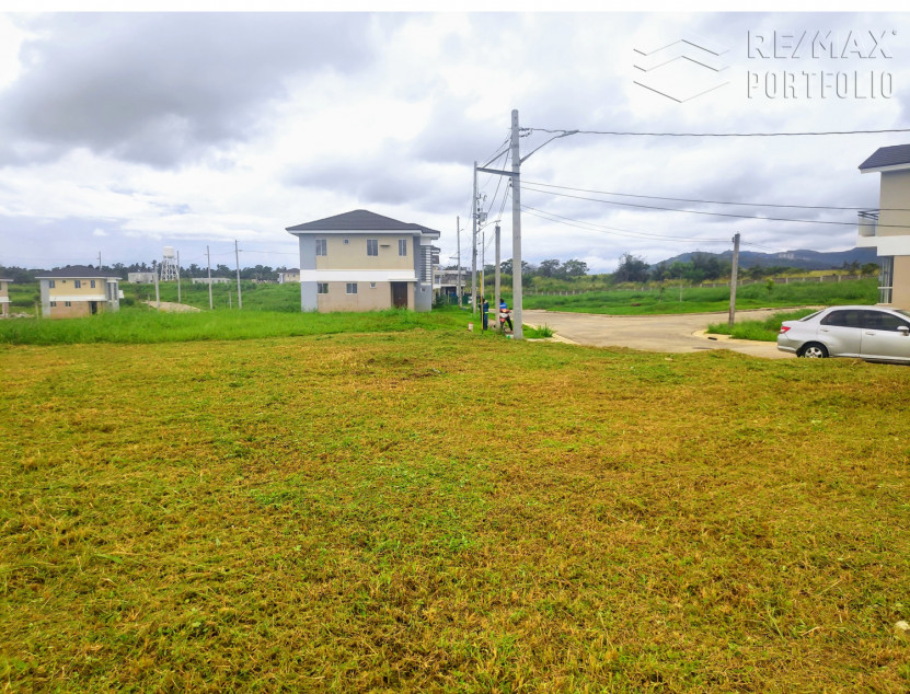 For Sale: 343 sqm Lot In Nuvali Hillcrest Estates, Sta. Rosa, Laguna