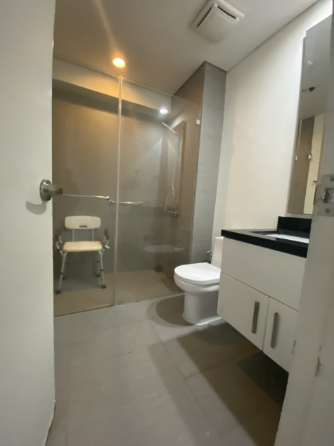 Condominium For Sale In Arya Residences