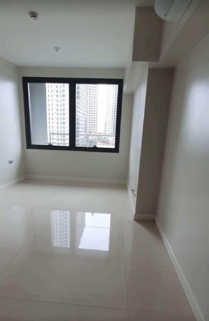 The Empress @capitol Common Studio Unit For Sale