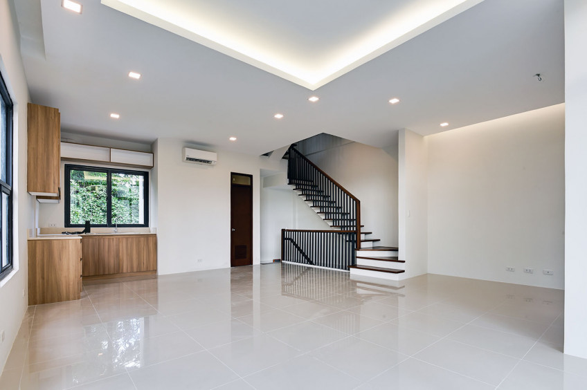 Teachers Village Townhouse For Sale In Quezon City, Near Ateneo, Up Diliman