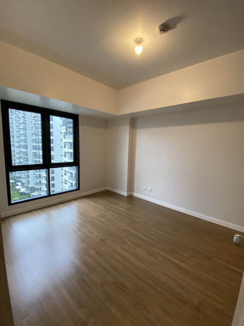 Condominium For Sale In Viento At Cerca Alabang