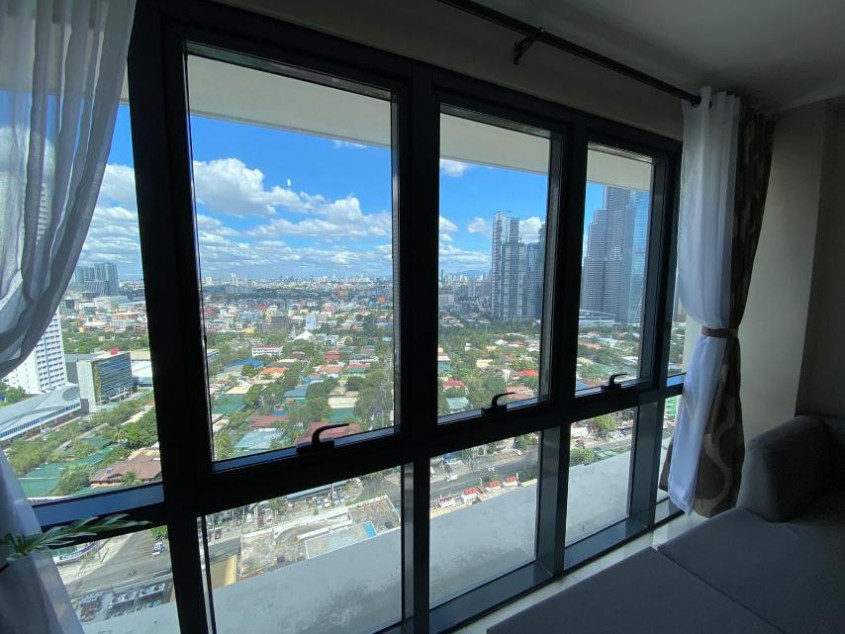 Condominium For Sale In Salcedo Skysuites