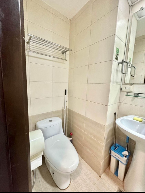 Condominium For Sale In Goldland Plaza