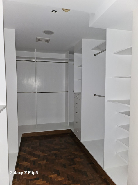 Condominium for Sale in Pacific Plaza