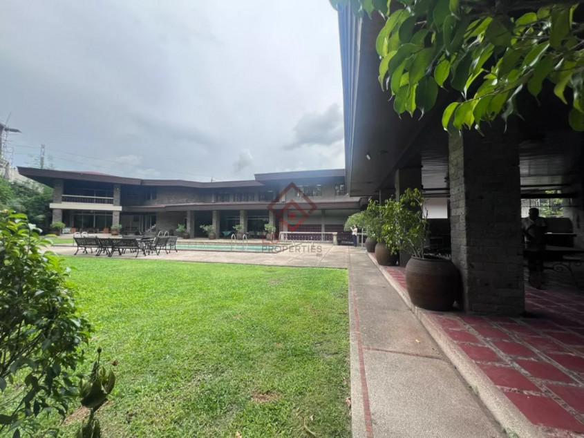 For Sale New In The Market! Big Cut Mid Century House In Greenhills West