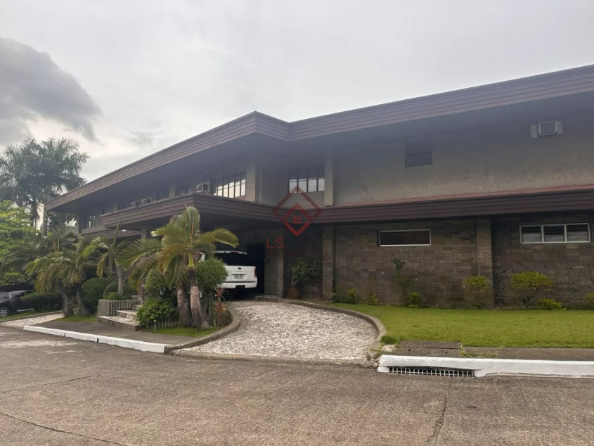 For Sale New In The Market! Big Cut Mid Century House In Greenhills West