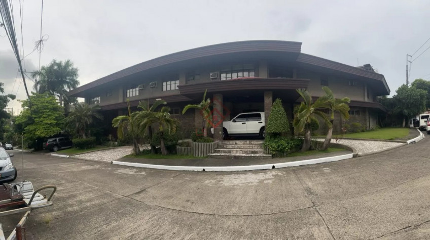 For Sale New In The Market! Big Cut Mid Century House In Greenhills West