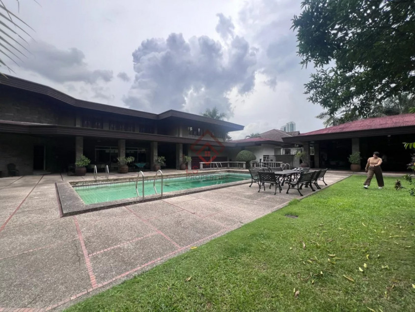 For Sale New In The Market! Big Cut Mid Century House In Greenhills West