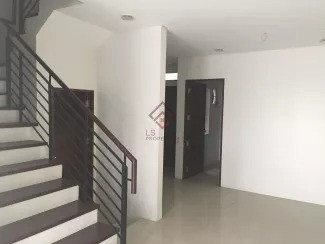 For Sale 4 Bedroom Townhouse In La Verandilla Residences, Dominic 4 Subd. QC