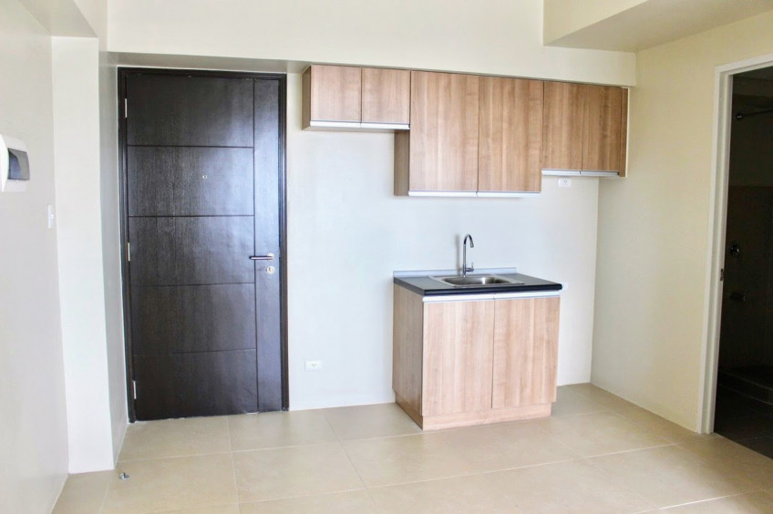 For Sale: Pristine 1BR Unit In Avida Towers Centera, EDSA, Mandaluyong