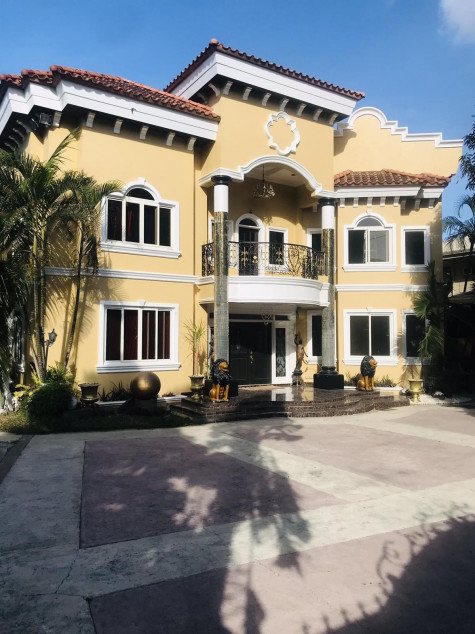 For Sale: 10-BR, 3-Storey Fully Furnished Mediterranean Mansion In Loyola Grand Villas
