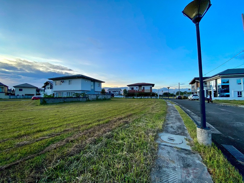 For Sale: Residential Lot In Verdana Homes, Mamplasan