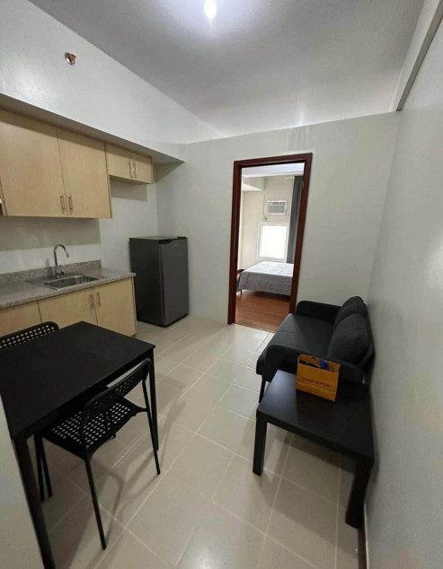 Clean Title RFO Furnished 1BR For Sale At Paseo De Roces Legazpi Village Makati