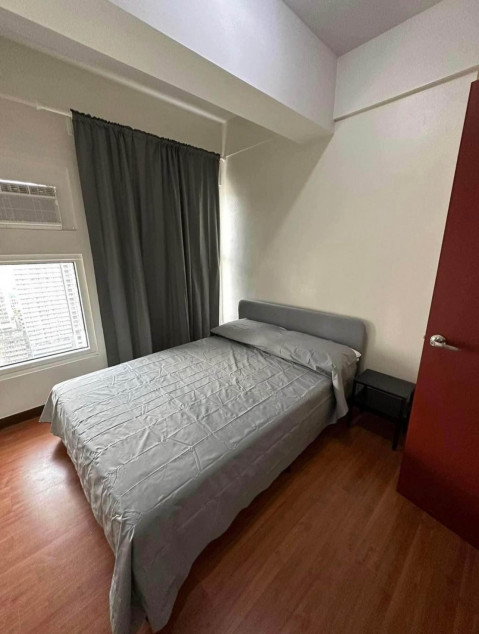 Clean Title RFO Furnished 1BR For Sale At Paseo De Roces Legazpi Village Makati