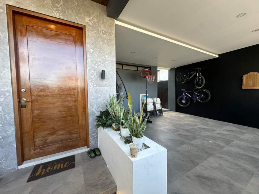 Modern 2-Storey Asian Industrial House For Sale Near Marquee Mall, Angeles City