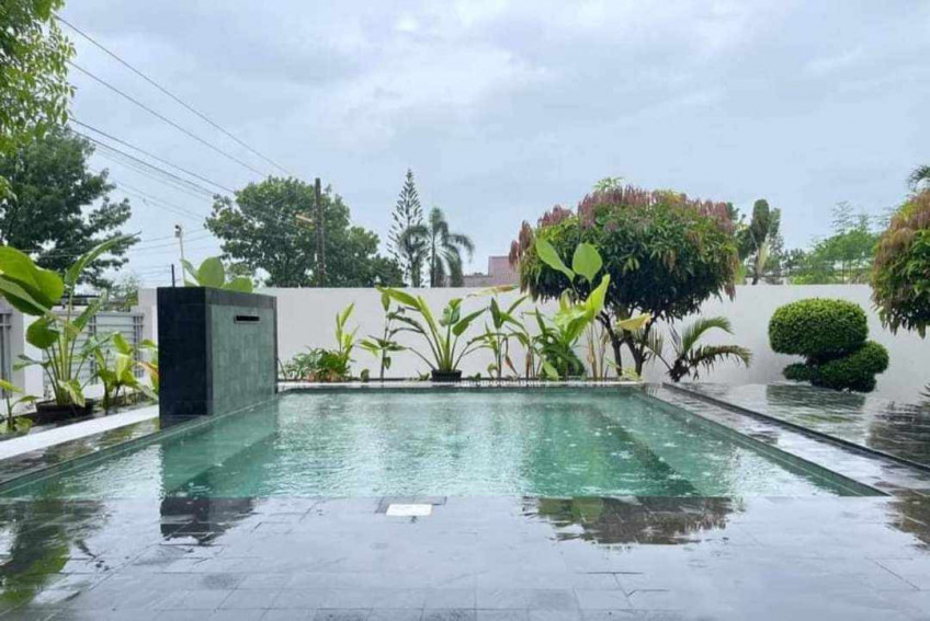 Spacious 4-br House With Jacuzzi Pool In Hacienda Royale, San Fernando
