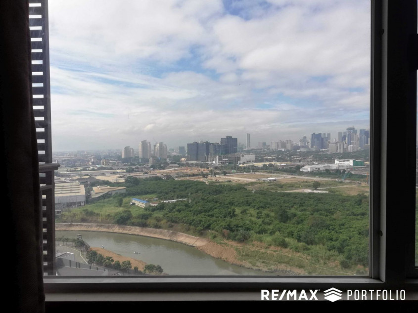 1 Bedroom Condo In Circulo Verde, Quezon City