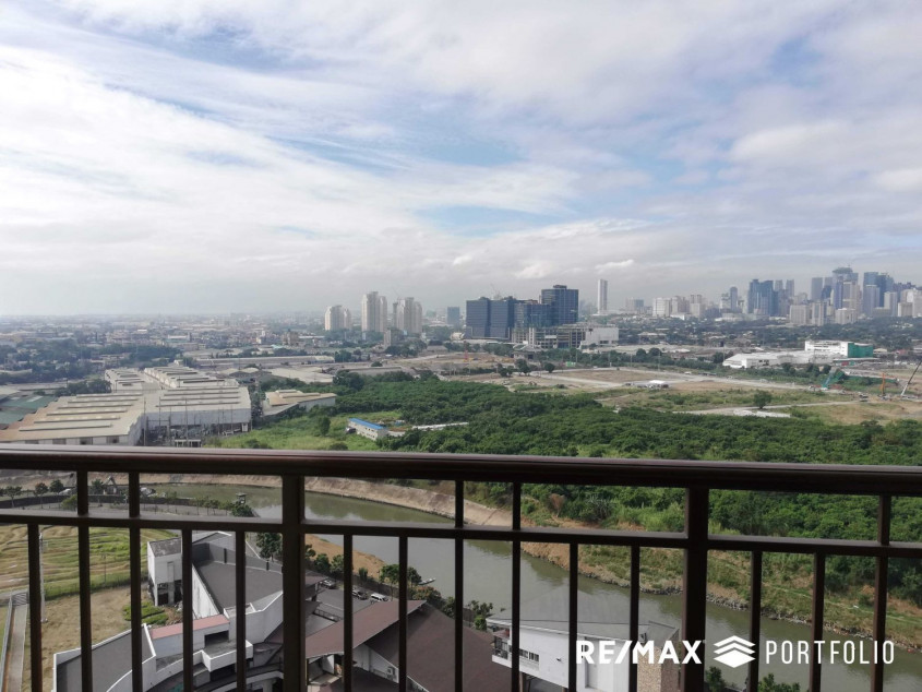 1 Bedroom Condo In Circulo Verde, Quezon City