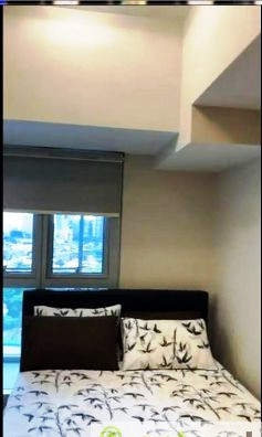 1BR unit for Sale @ Uptown Parksuites, Furnished with Parking Slot