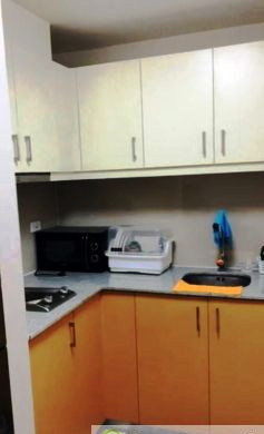 1BR unit for Sale @ Uptown Parksuites, Furnished with Parking Slot