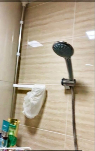 1BR unit for Sale @ Uptown Parksuites, Furnished with Parking Slot